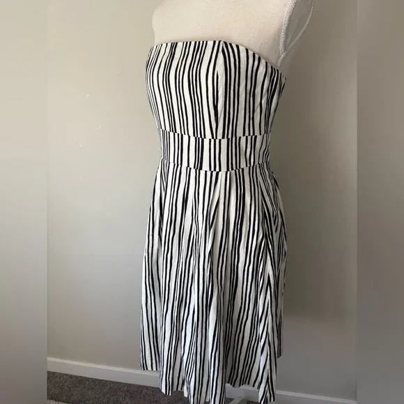 Club Monaco Aviva Strapless Black White Stripe Midi Dress NWT - Picture 6 of 13